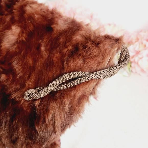 KOVERZIP Vintage 1900's-30s Black Sheered Beaver Muff Crochet Flower Toggle - Picture 3 of 7